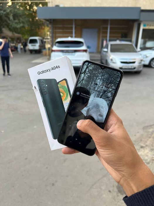 Samsung A04s sotiladi