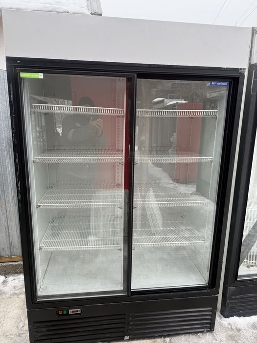 Витринные холодильники
