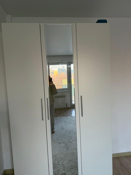 Продам вместительный большой шкаф