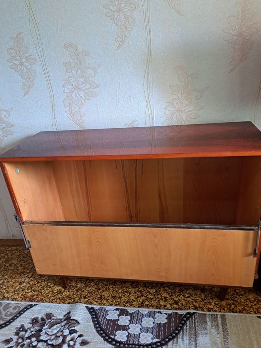 SSSR Vintage Sekretar Komod 1970-yil
