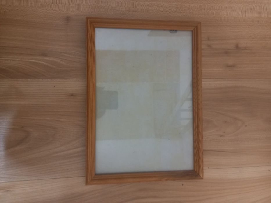 рамки настенные 50шт есть