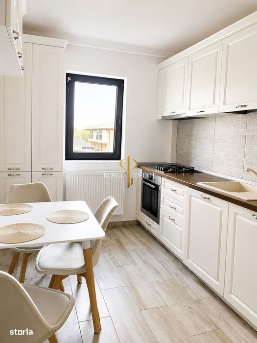 Apartament cu 3 camere - decomandat + pod | curte și parcare| Giroc