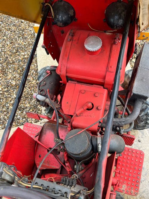 Vand tractoras gutbrod 15 cp pe benzina