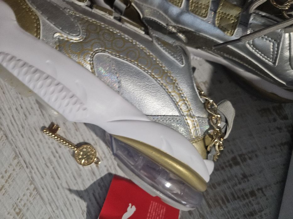 One Piece x Puma Cell Venom 'Gold