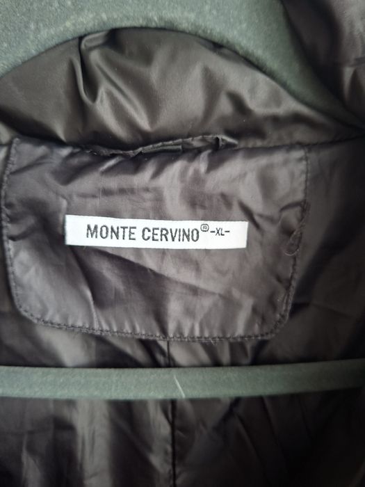 Черно дълго яке с естествен пух