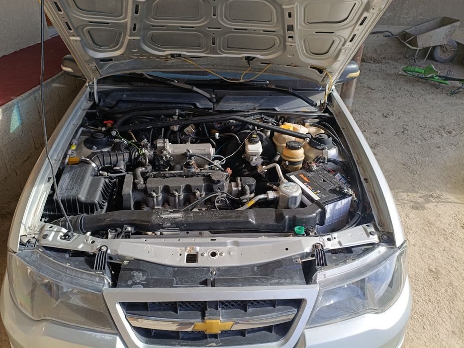 Nexia 2 гибрид сотилади