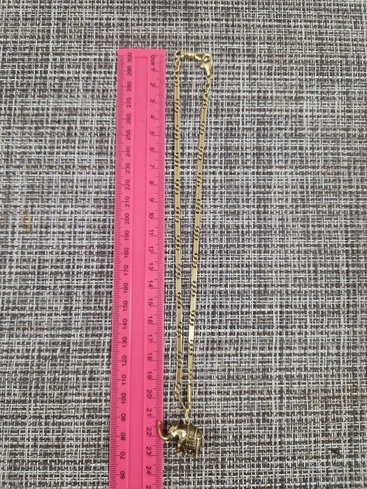 Златен синджир 18 к. със слонче