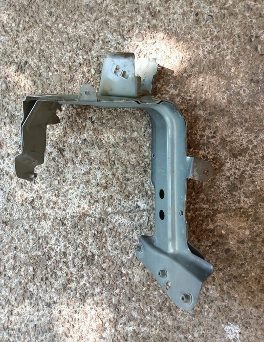 Suport Aripa VW Touareg /Audi Q7