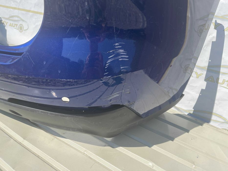 Bara spate cu spoiler Maserati Levante dupa 2017 originala