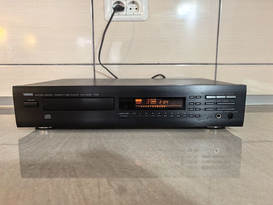 Cd player Yamaha CDX 550E