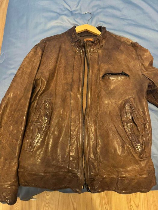 Кожено яке  Boss