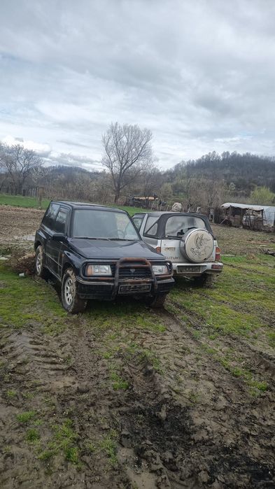 Dezmembrez Suzuki vitara 1.6 8 V