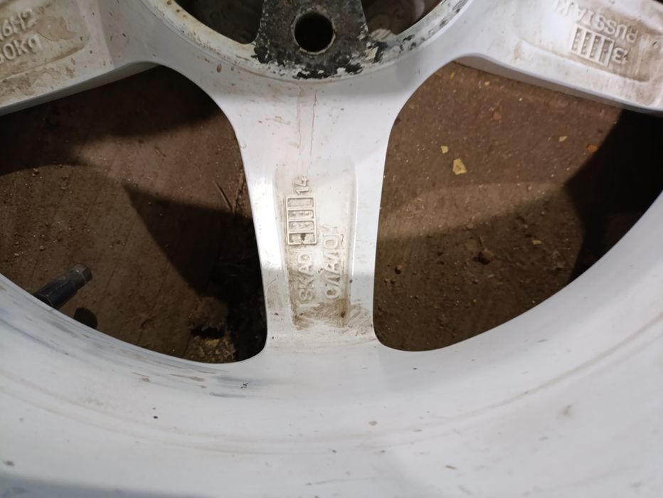 Шины с дисками на 16. Резина .