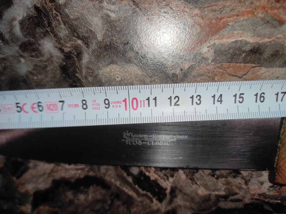Cuțitul bucătarului 17cm icos  oțel inoxidabil