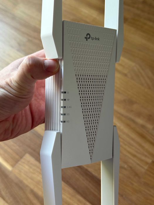 Range Extender TP-Link RE815XE Wi-Fi 6E Tri-Band Gigabit AXE5400, tehnologie OneMesh, MU-MIMO, Seamless roaming