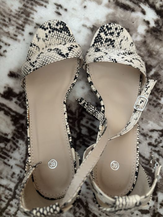 Продаю Новые боссоножки