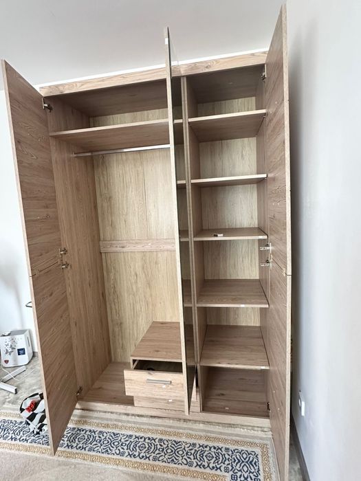 Продам шкаф новый