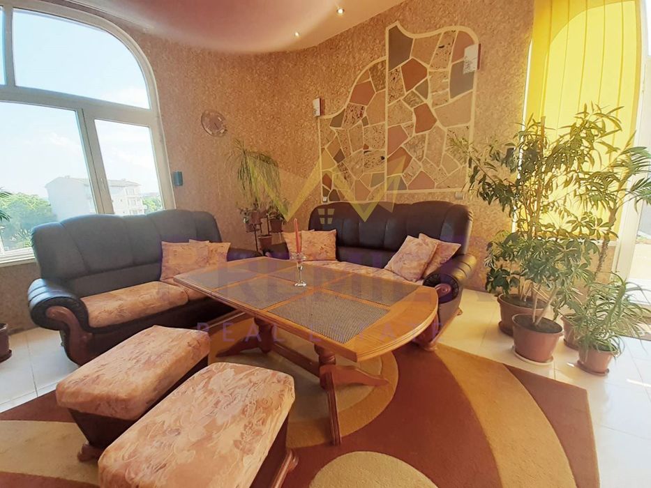 Дава се под наем Мезонет в Варна, Колхозен пазар - 150 кв.м за 765 € - Снимка #5