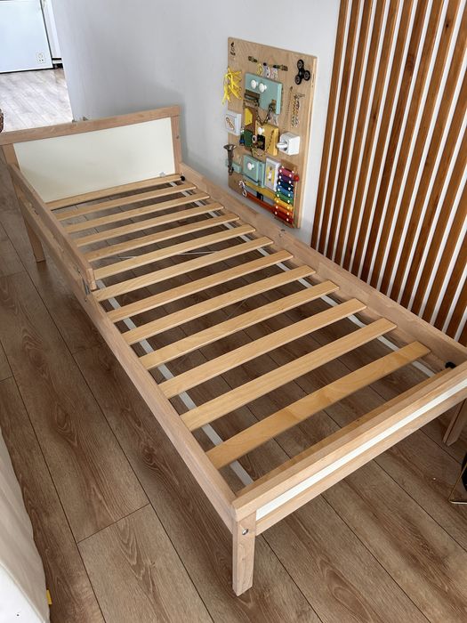 Pat junior IKEA 70x160 cm + saltea + husa impermeabila