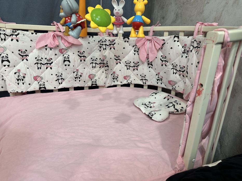 Детская кроватка