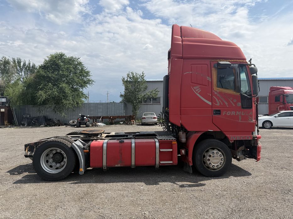 Продам тягач Iveco