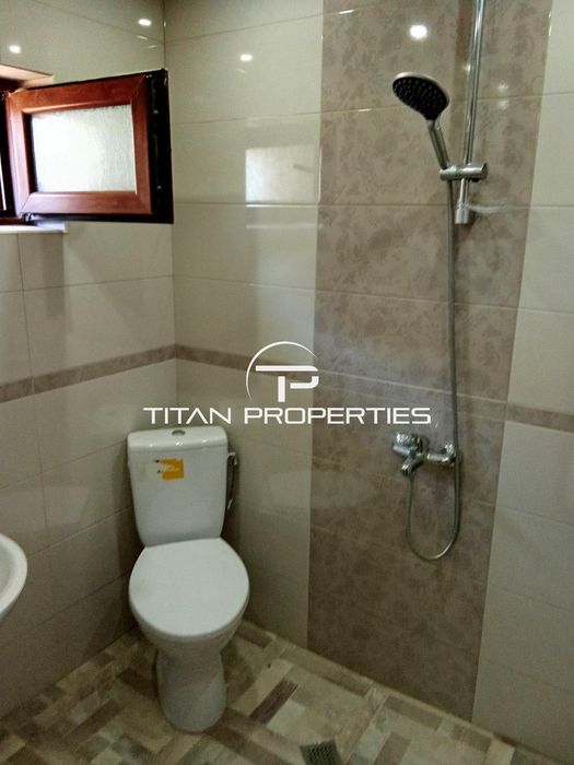 Едноетажна Къща след ремонт с двор в гр. Каблешково