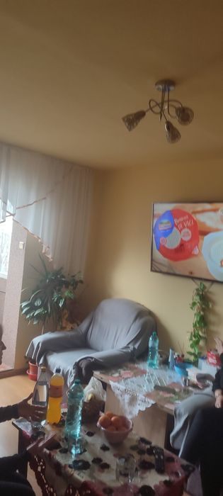 Vând apartament 2 camere..arad zona forrtuna