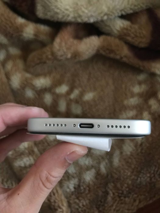 Iphone 17 pro max silver