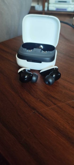 Casti Soundcore Anker P30i cu Stand Telefon - Noi Noute