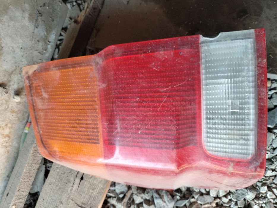 Задний левый фонарь mitsubishi challenger