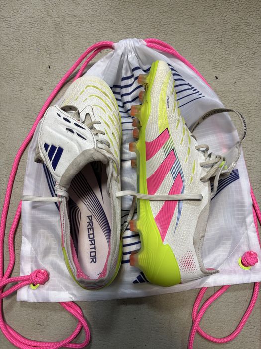 Футболни обувки adidas predator elite