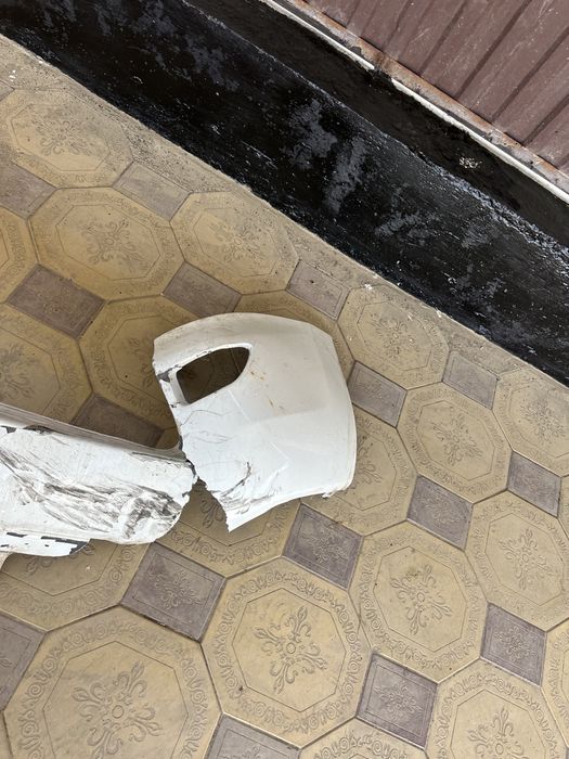 Срочна продам бампер Рав4, 2007 европеец