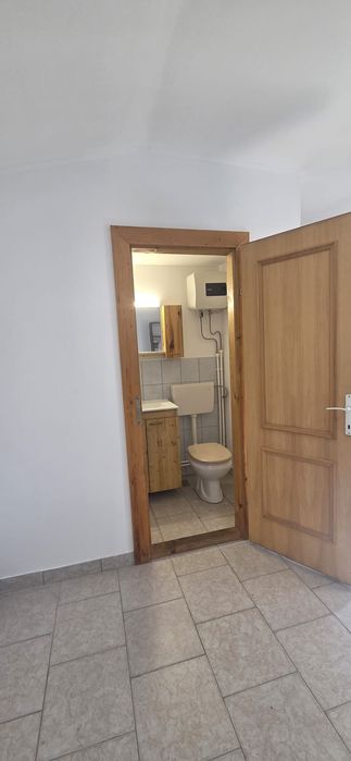 Spatiu de inchiriat pentru activități restrânse.