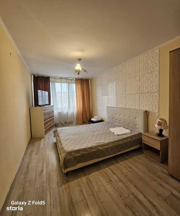 Apartament cu 3 camere de închiriat – zona Rogerius, Oradea
