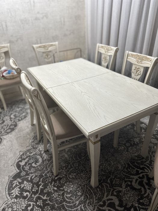 Стол стуллар сотилади холати идеал