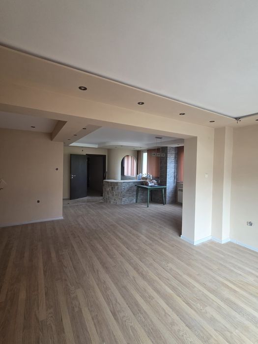 Продава се Етаж от къща в Кюстендил, Колуша - 102 кв.м за 932 €/кв.м - Снимка #3