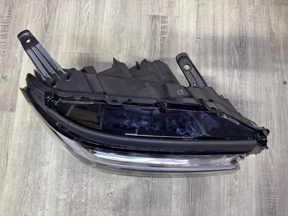 Фара ЛК 300 Лэд от полной