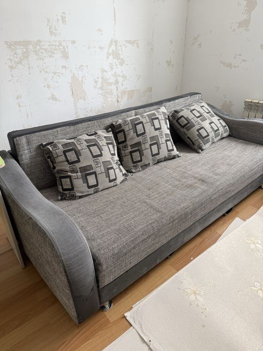 Отдам диван даром  только самовывоз