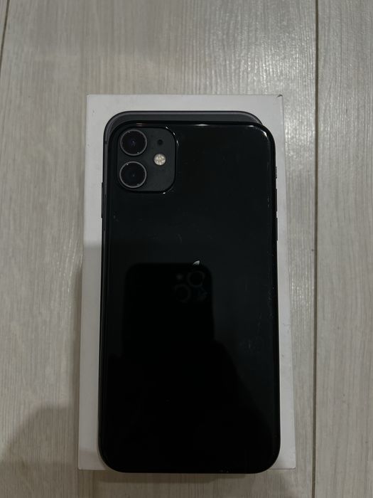 Продам айфон 11 . (128 GB)