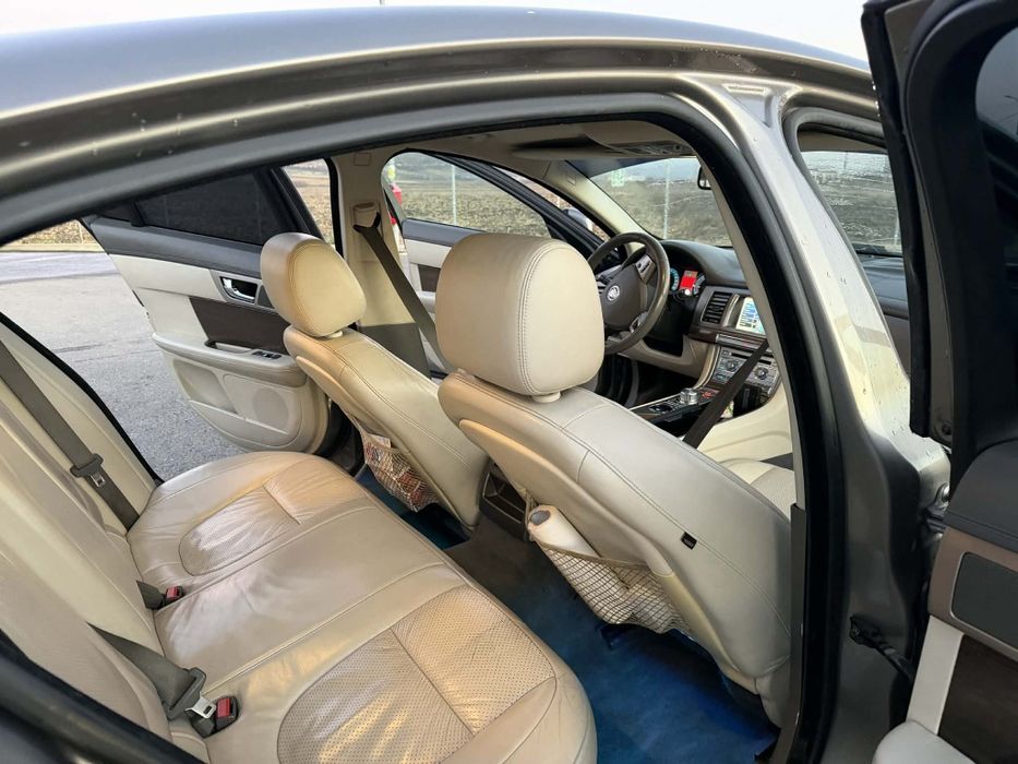 Jaguar Xf 2009 2,7 207 HP full