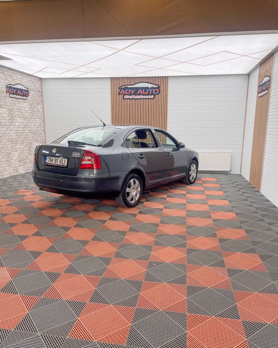 Skoda OCTAVIA 2,0 TDI  135 Cp - Berlina  Garantie 12 luni . Buy-Back . Livrare in toata tara . Fiscal si taxe la zi .