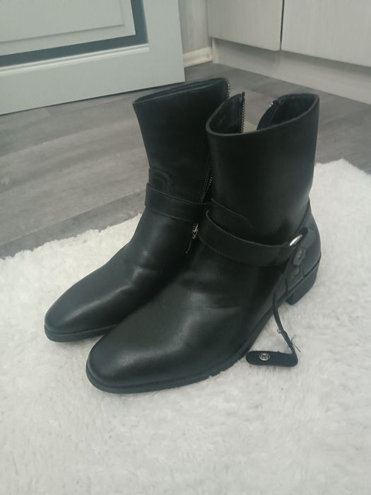 Продам казачки 44 размер