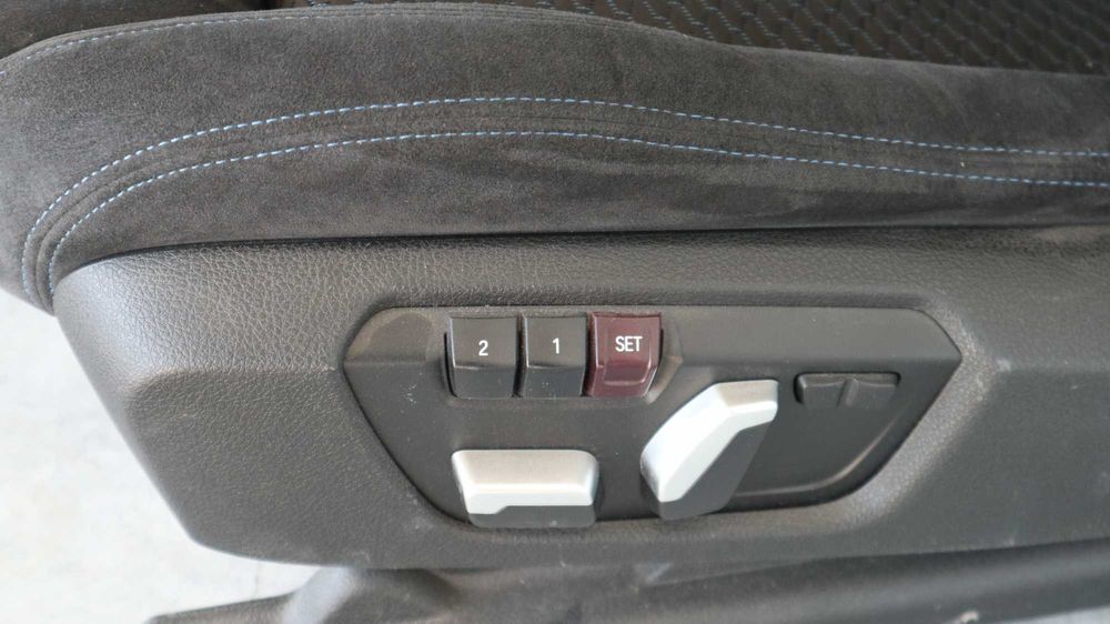 Предни М-спорт седалки БМВ Ф20 Ф30 Ф36 Алкантара