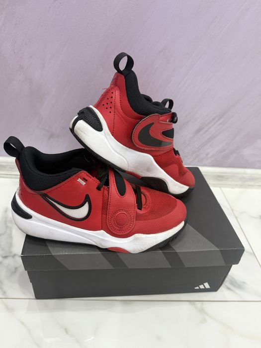 Спортни обувки Nike