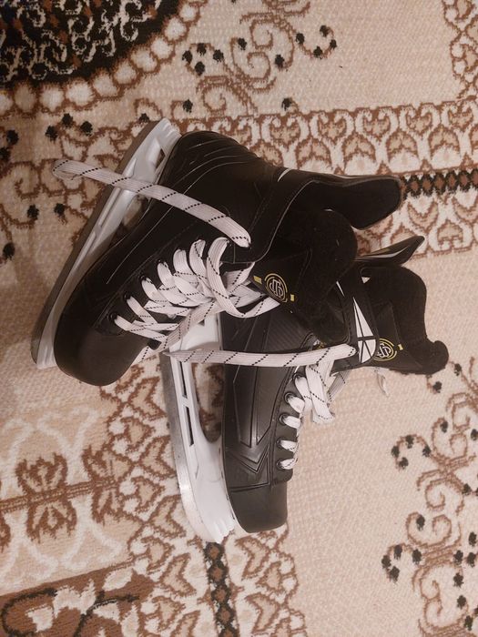 Коньки мужские новые