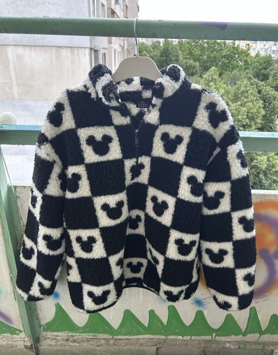 Момичешки суичър на disney