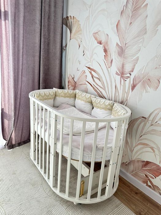 Манеж для малыша + пеленальный столик