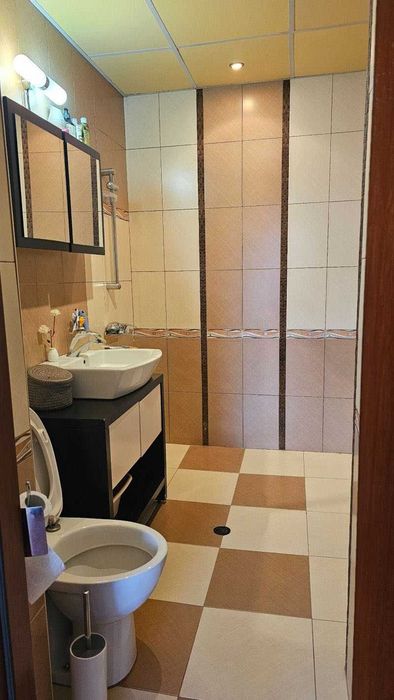 Дава се под наем Двустаен апартамент в София, Мусагеница - 74 кв.м за 700 € - Снимка #6