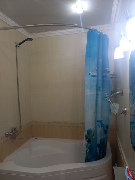 Коратош 3/6/9 Евроремонт с меб+тех обш: 80 кв.м ор: Дружба Караташ