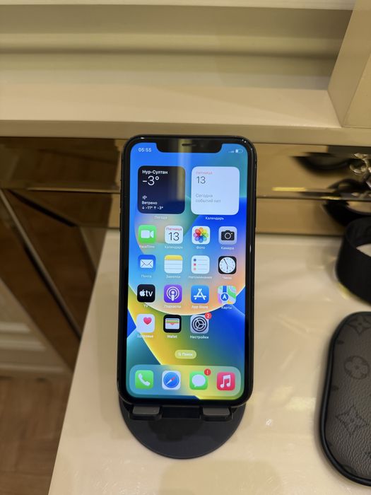 iPhone 11 64 GB